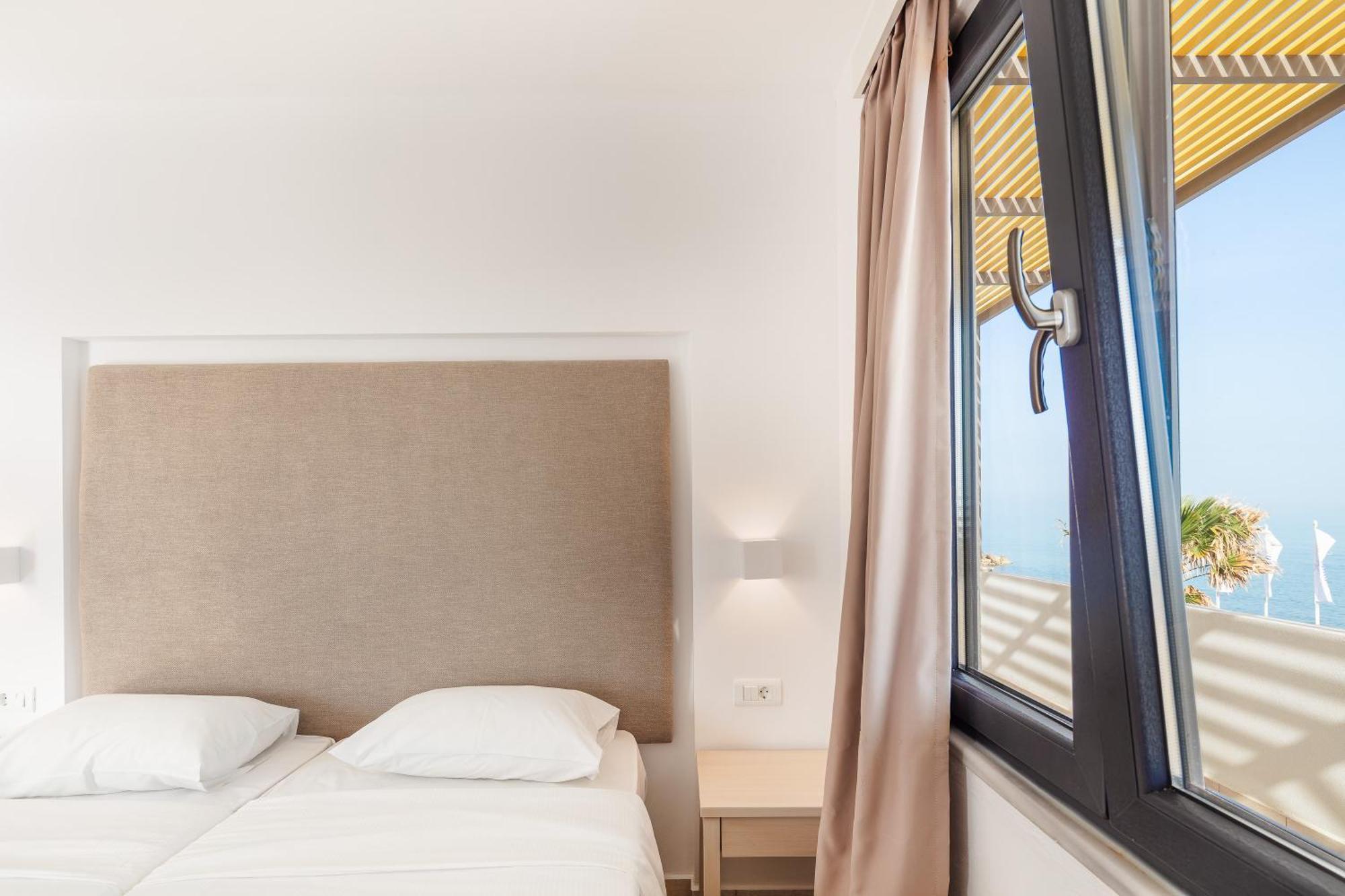 Golden Bay Boutique Hotel & Bungalows Kokkini Hani 部屋 写真